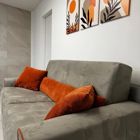 Davs Apartment *